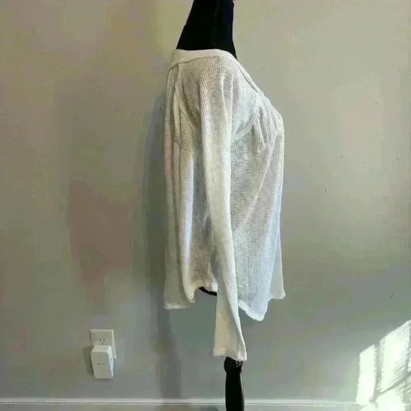 We the Free Must Have White Henley Long Sleeve Waffle Top Size Small Free People - Picture 3 of 8